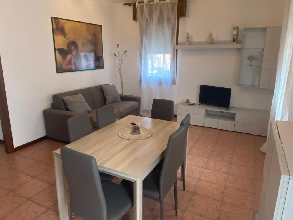 Appartamenti La Conchiglia Каорле Экстерьер фото